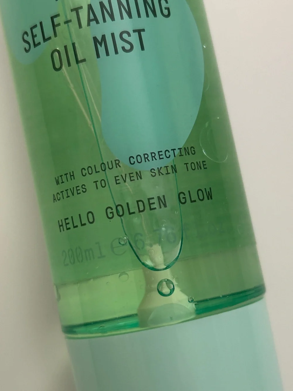 Isle of Paradise Medium Self-Tanning Oil Mist -Medium